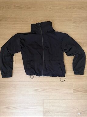 Lululemon Funnel Neck Black Zip-Up Convertible Windbreaker Jacket w/ Hood